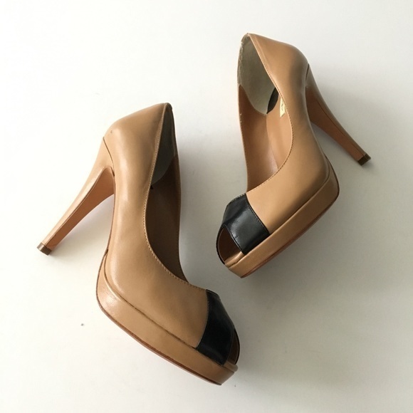 Max Studio‎ Leather Peep-toe Heels Nude/Black Platform Womens Size 6M Work - Picture 1 of 6
